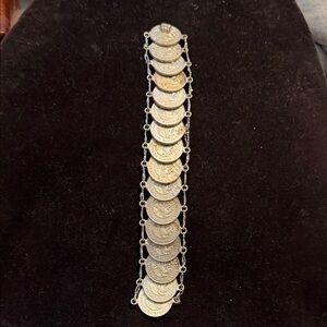 Elegant Mexican  vintage Coin Bracelet in Silver